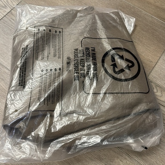 NWT! Anthropologie Pilcro Moss High-Rise Wide-Leg Puddle Jeans - Multiple ⚽️ - Picture 7 of 9